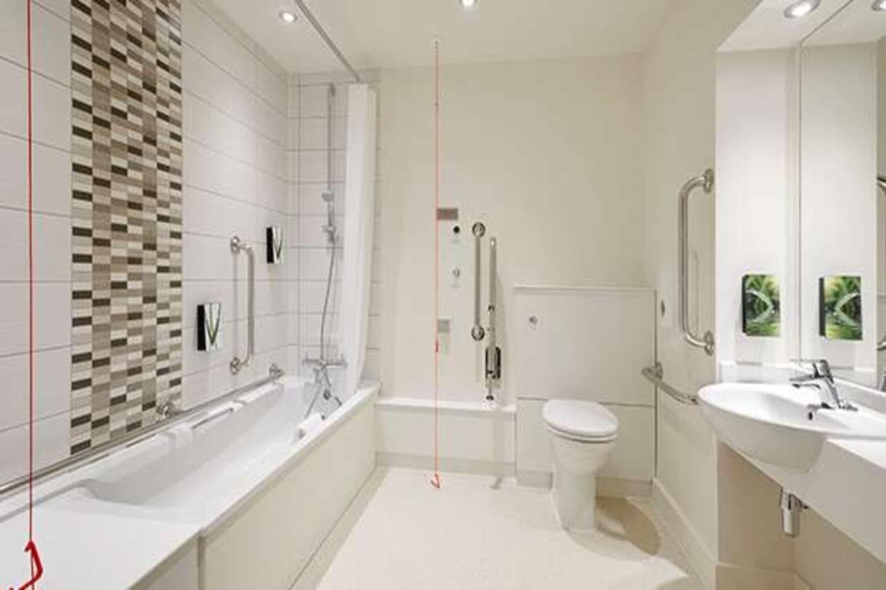 Premier Inn Woking West - A324 Exterior foto